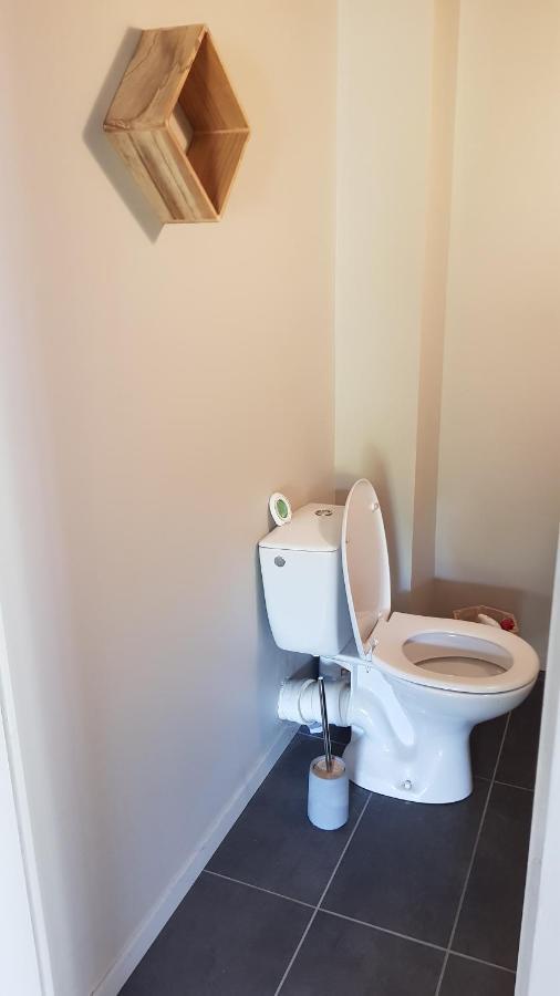 Chambre Avec Salle De Bain Ξενοδοχείο Donzy Εξωτερικό φωτογραφία